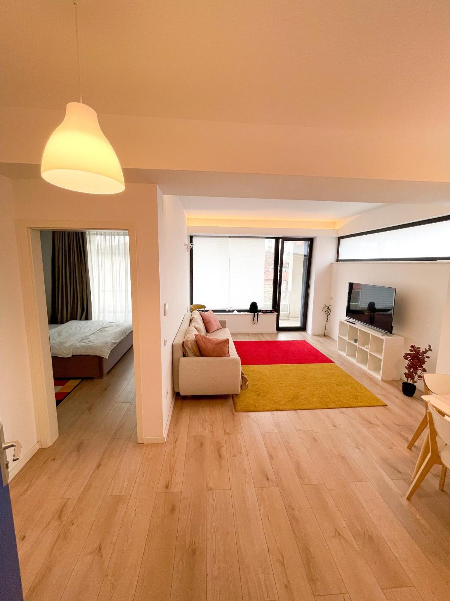 Warm Hotel Apartment Bucharest Exterior photo